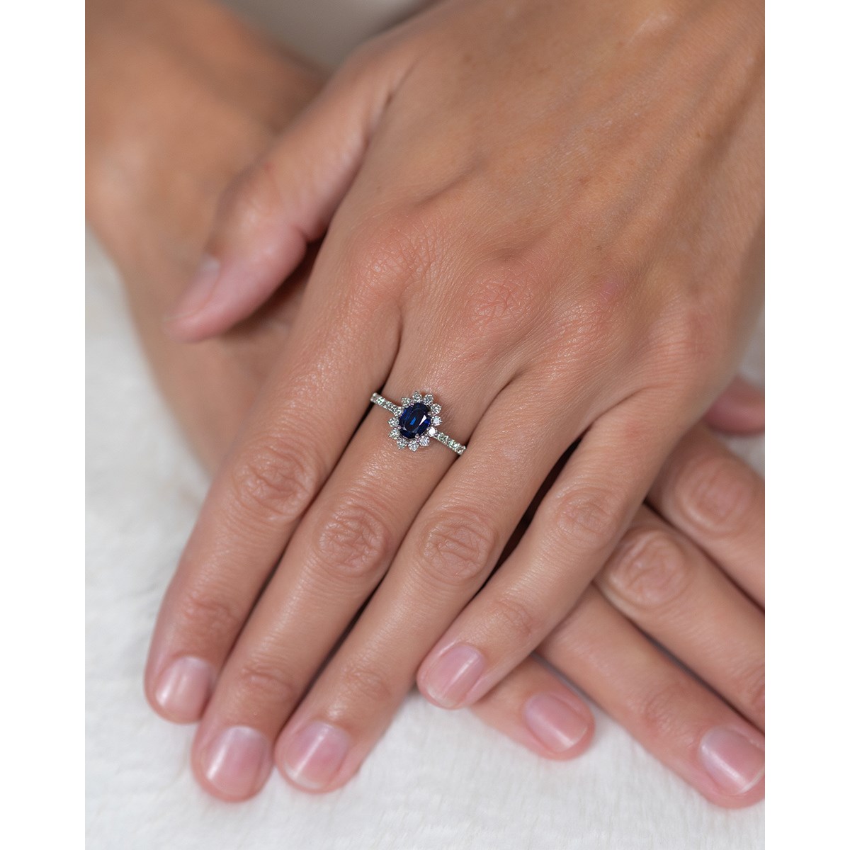 Bague ADEN Saphir et diamants sur Argent 925 2.92grs