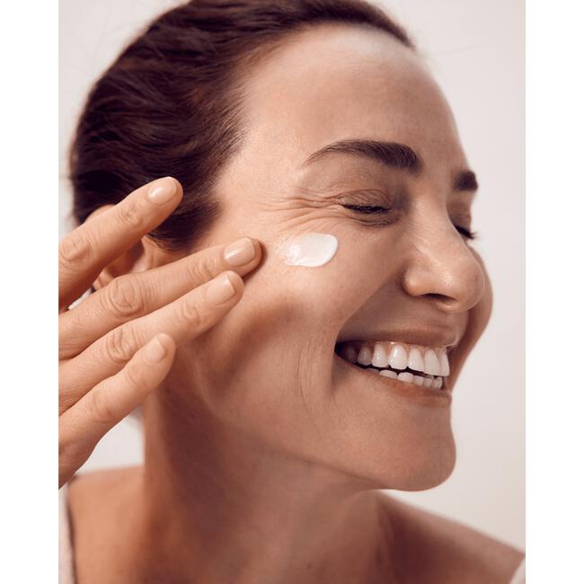 NIVEA CELLular Luminous630 Anti-Pigment Fluid Cream SPF50 40 ML