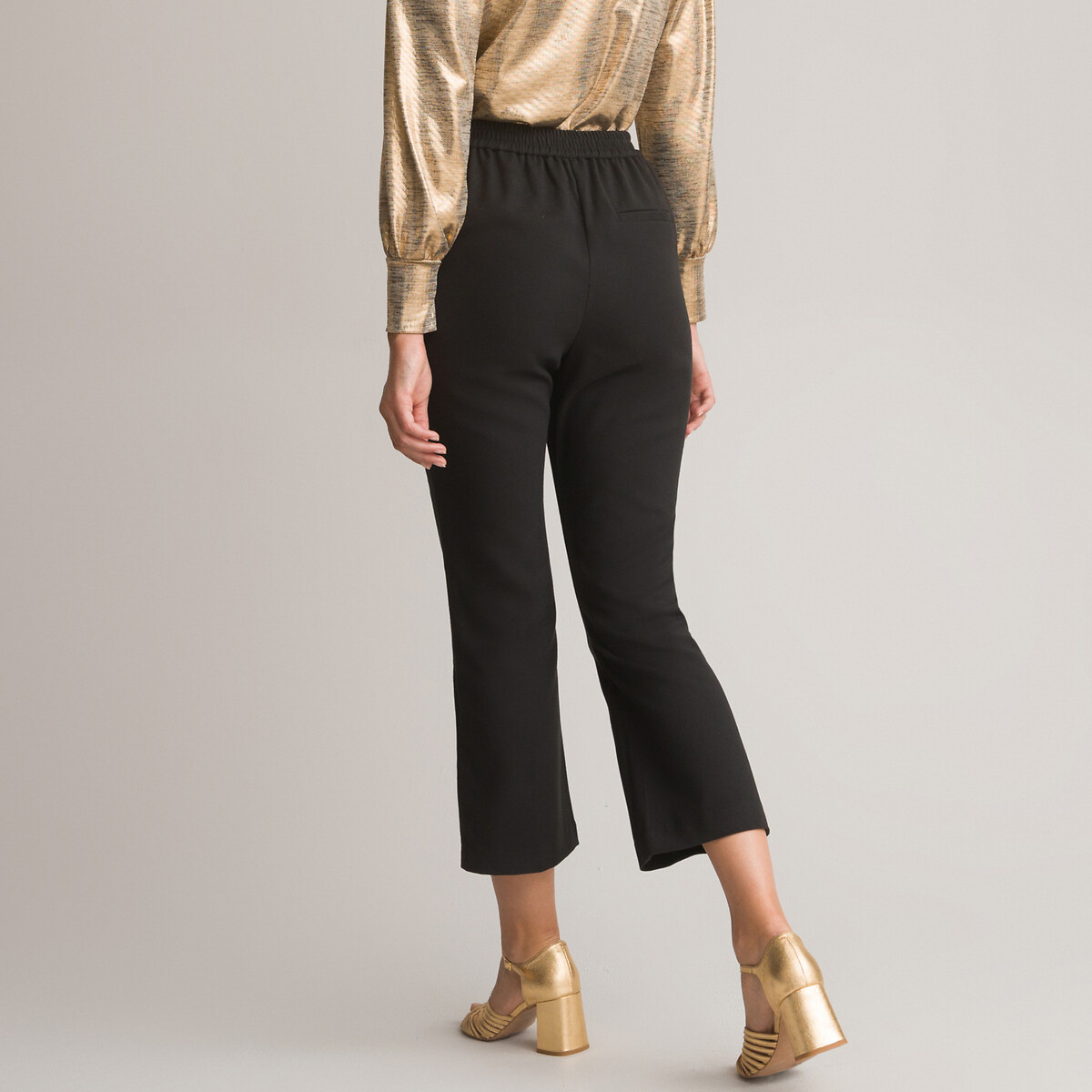 ANNE WEYBURN<br>Calças cropped, corte flare