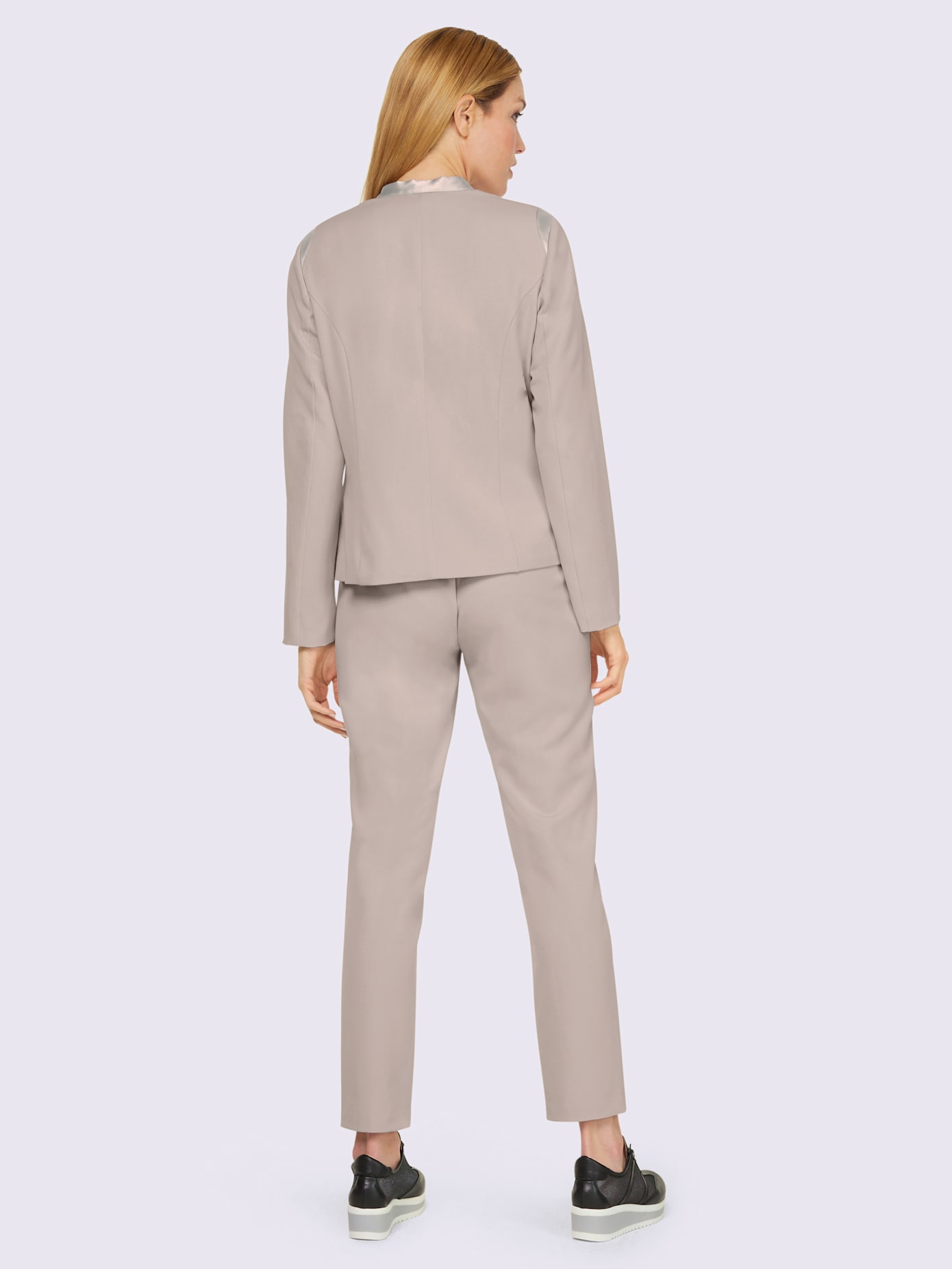 Tailleur pantalon qualité tissée