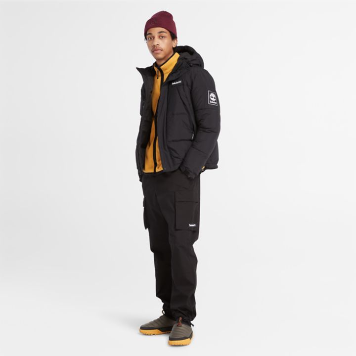 Jaqueta puffer Outdoor Archive masculina na cor preta.