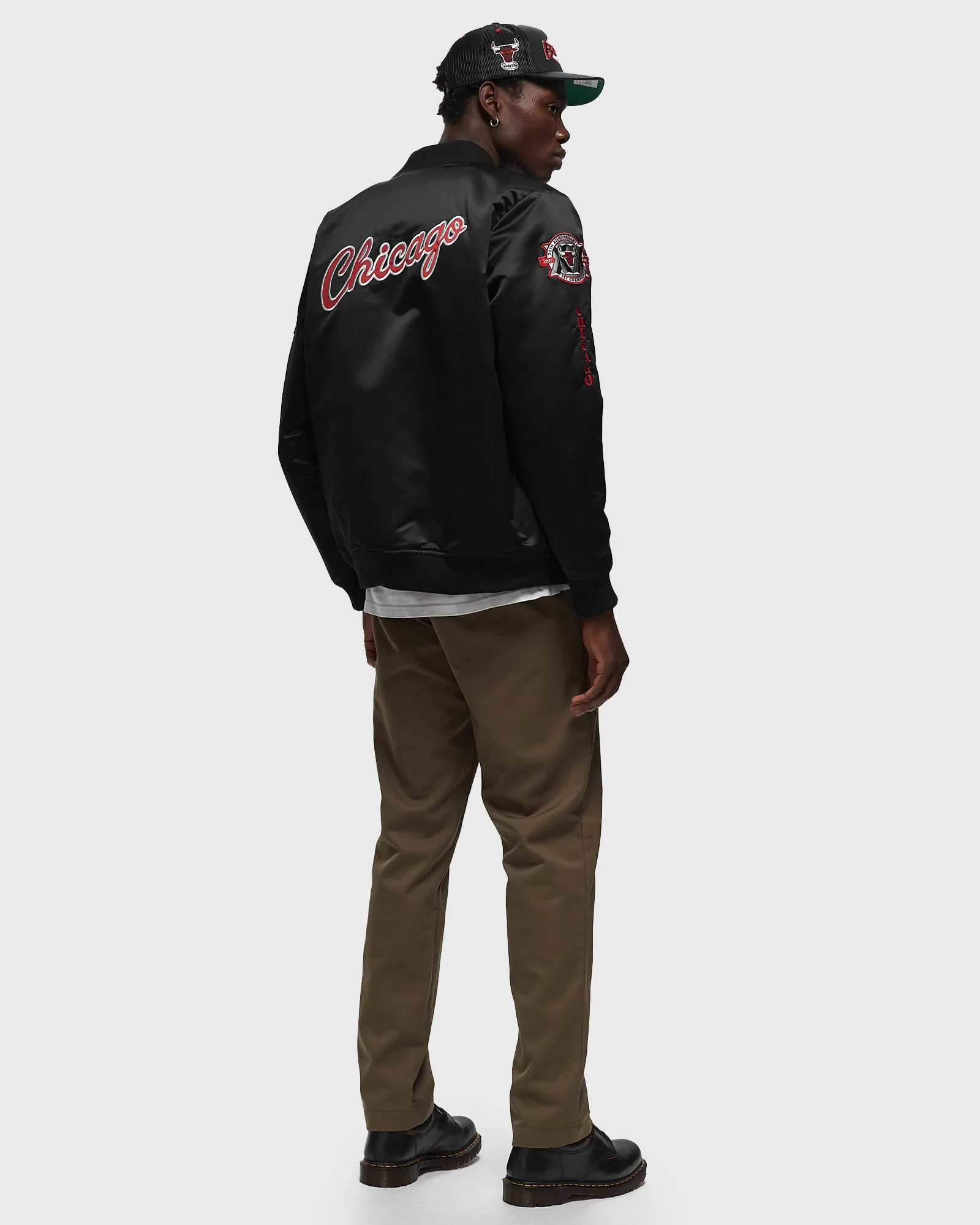 Mitchell & Ness NBA SATIN BOMBER JACKET CHICAGO BULLS