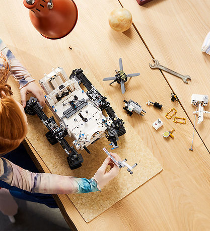 LEGO? Technic - NASAs Mars Rover Perseverance 42158 - 1132 Dele