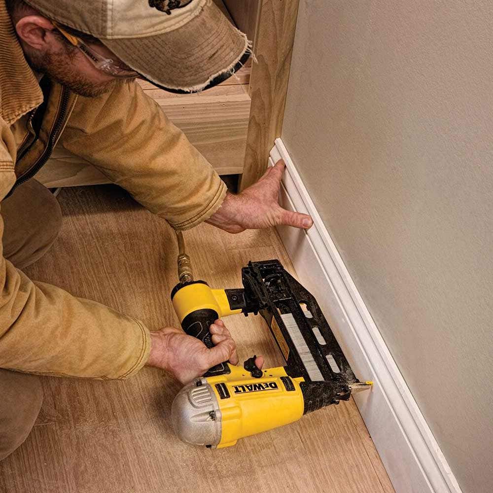 DEWALT 25-64mm Série C 16ga Precision Point Air Nailer Bradder DPN1664PP-XJ