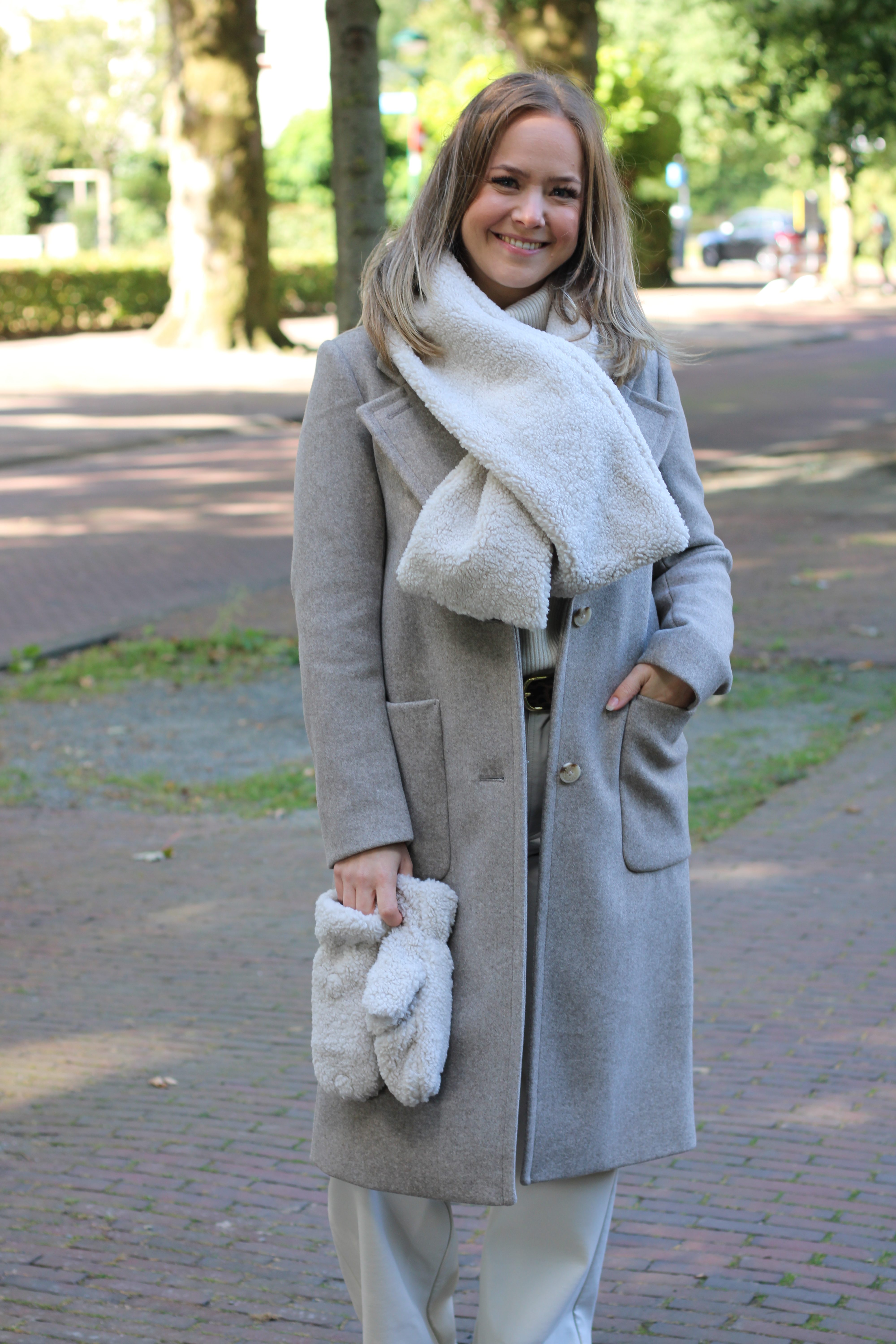 Rino & Pelle - Asho Teddy Scarf - Birch