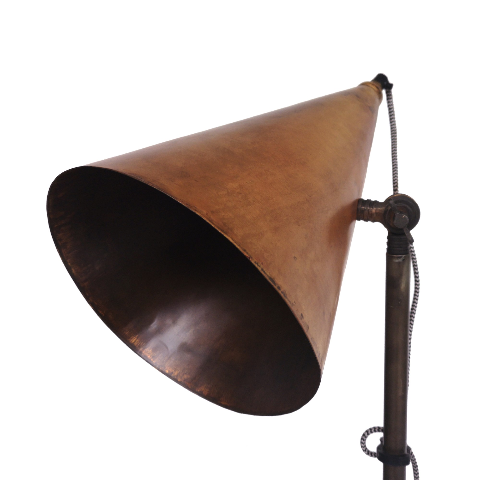 Leuchte 'Tinky', kupfer, T 35 cm, B 45 cm, H 152 cm von fischer's lagerhaus