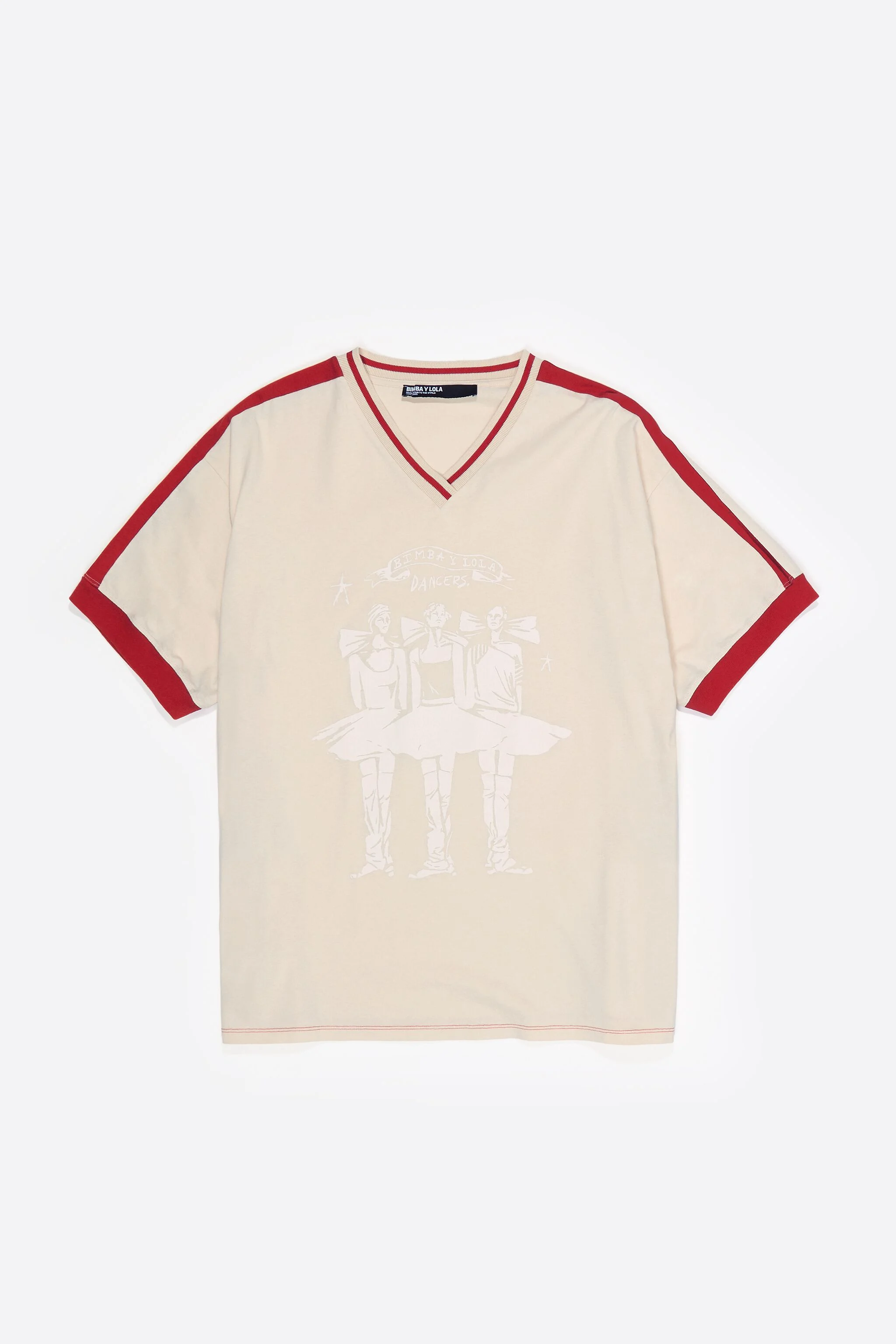 Camiseta marfim com decote em V e logo dos dançarinos