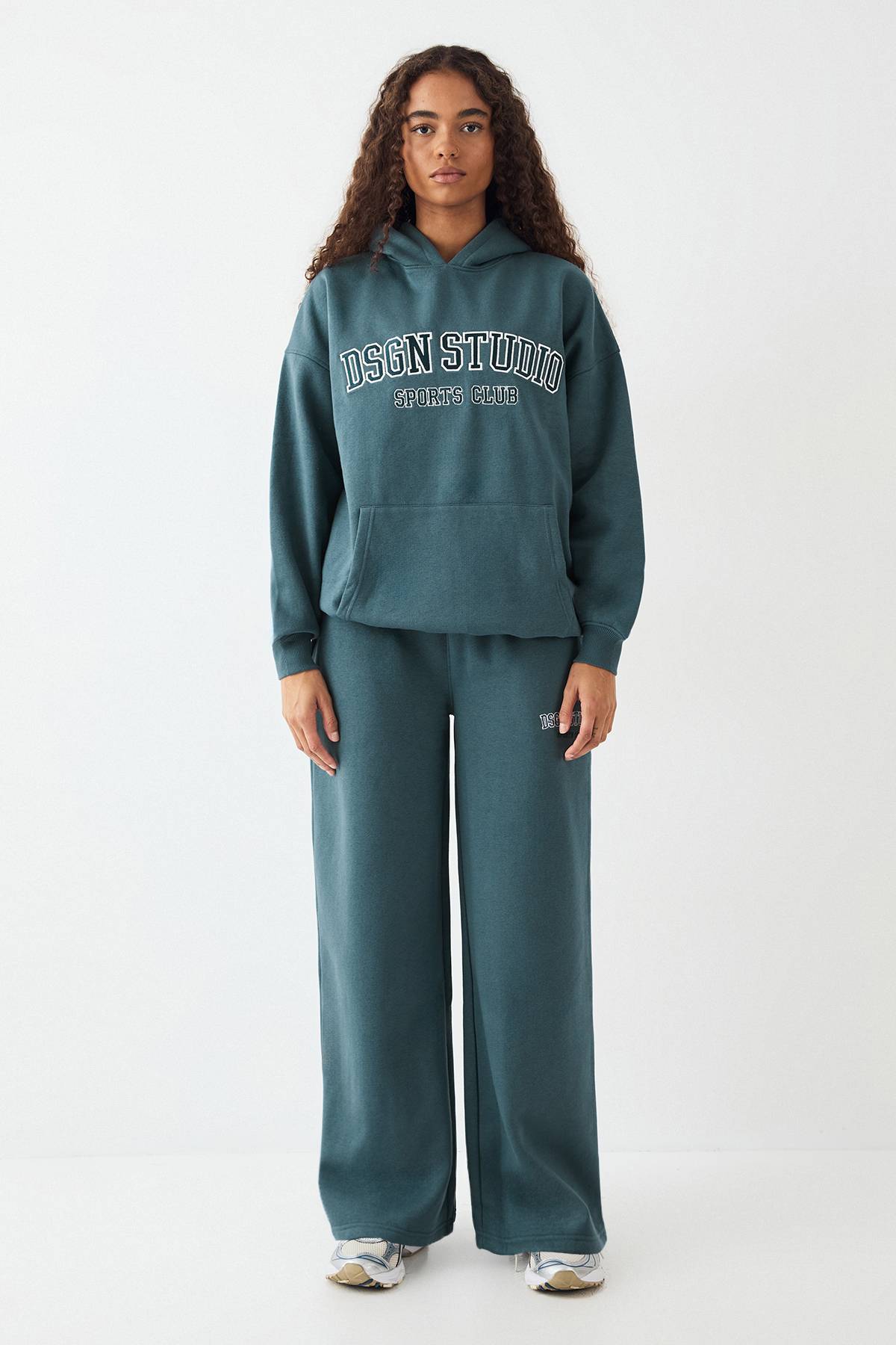 Sweat à Casynthétiqueche Oversized avec Appliqué DSGN Studio