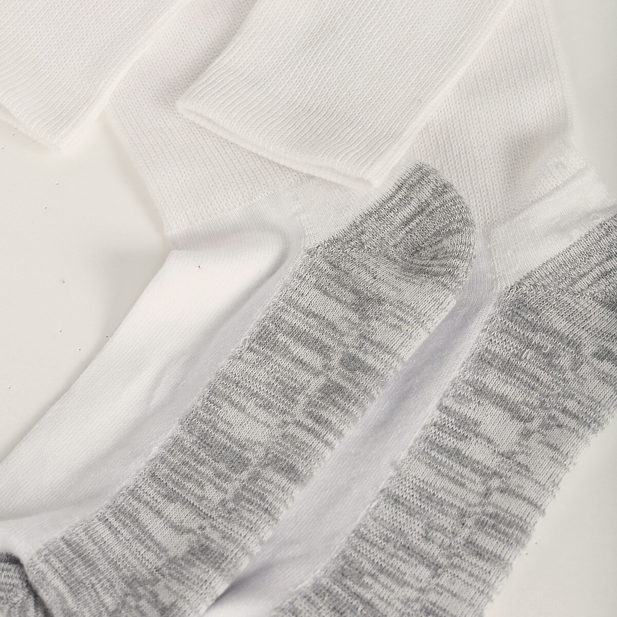 DIM<br>Conjunto de 12 pares de meias