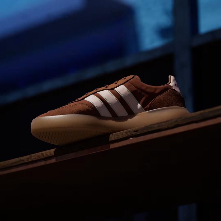 ADIDAS SPORTSWEAR Sneakers laag 'Barreda Decode' beige bruin