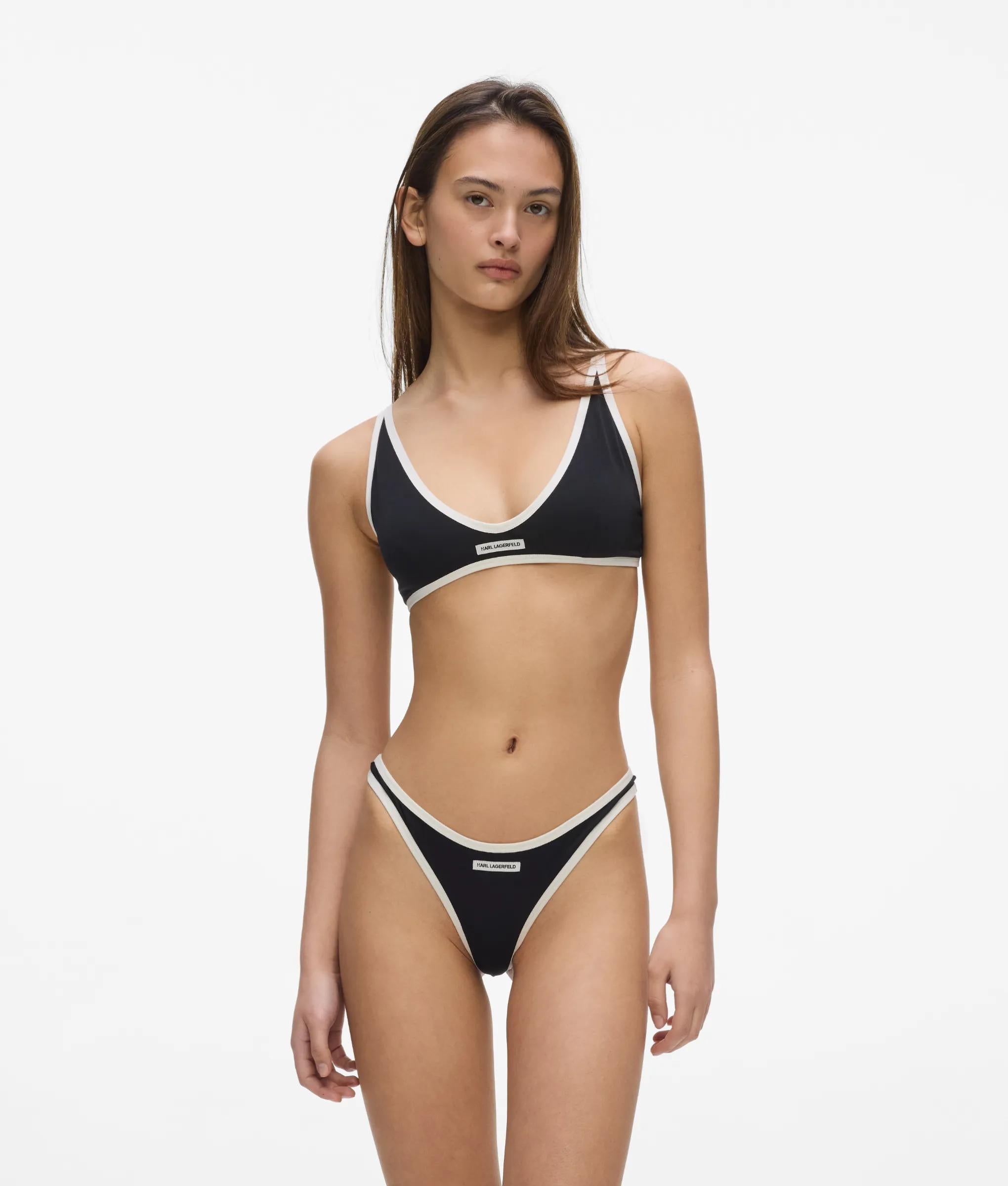 Monochroom driehoekige beha