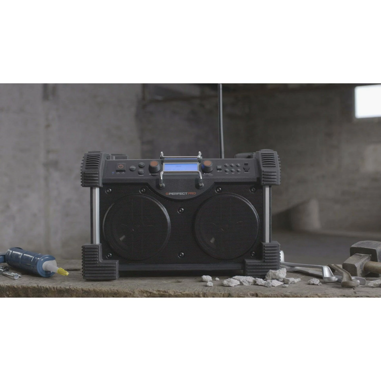 PerfectPro ROCKHART RH4 Bouwradio - FM RDS - DAB  - Bluetooth - AUX In - Oplaadbaar (ingebouwde Lithium accu)