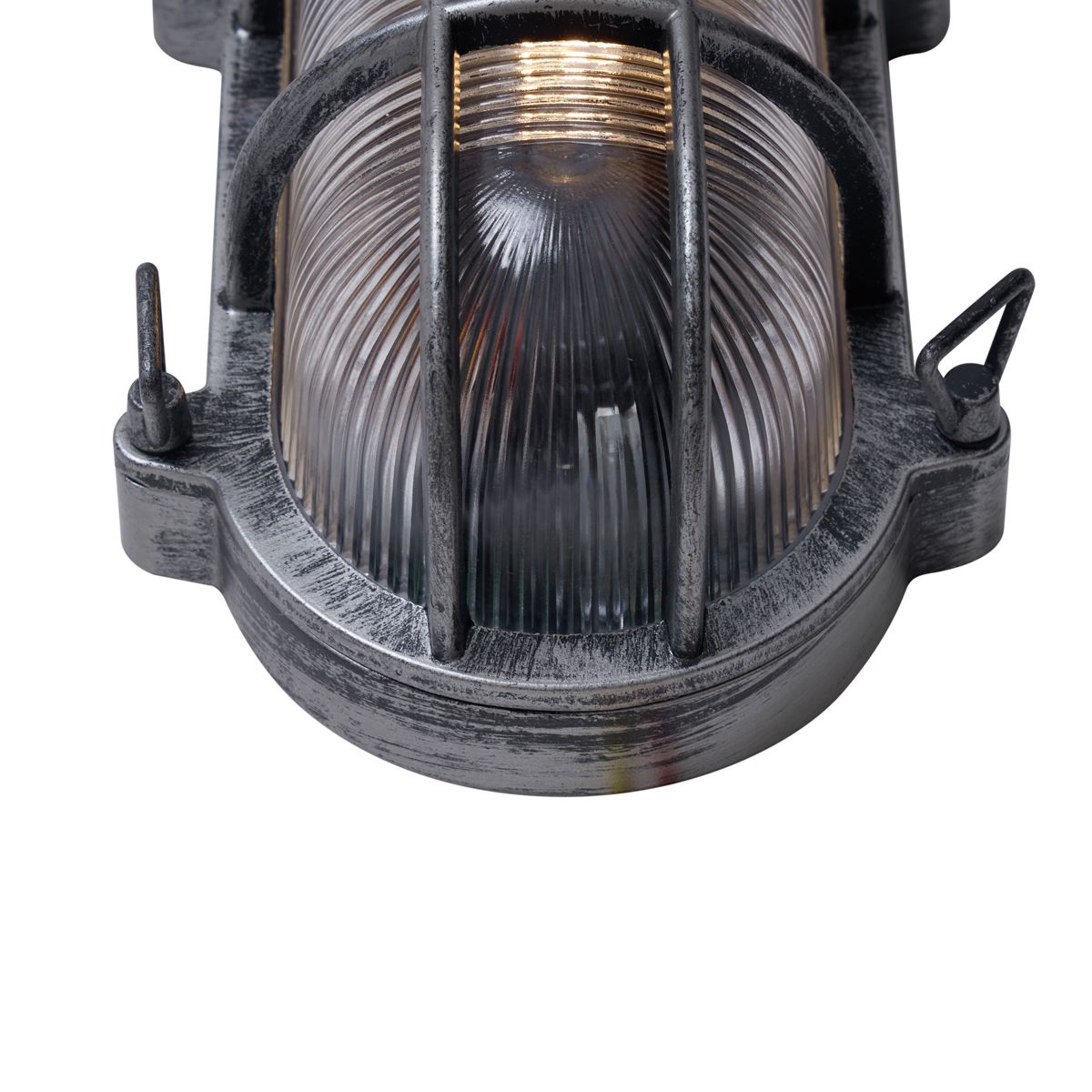 Buiten wandlamp zilver ovaal IP44 - Noutica