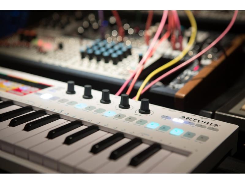 Arturia Keyboard Controller KeyStep Pro Kreativer Step Sequenzer