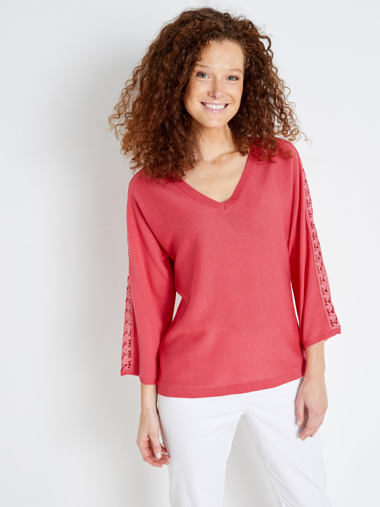 Pull guipure