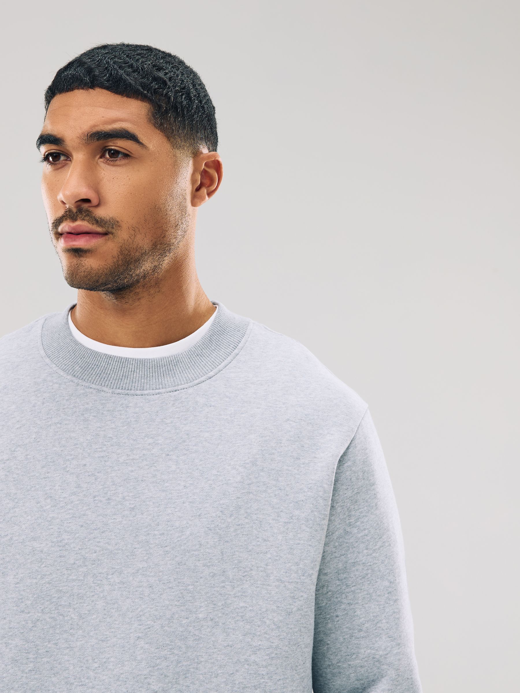 Grijs - Normale Pasvorm - Dik sweatshirt met ronde hals en hoog katoengehalte