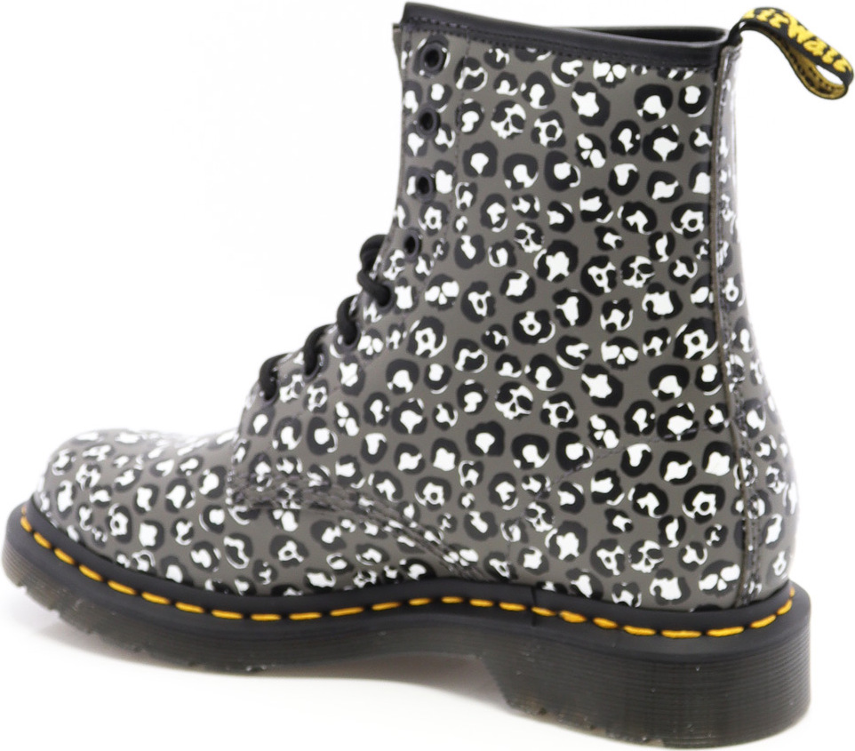 74899 DR. MARTENS