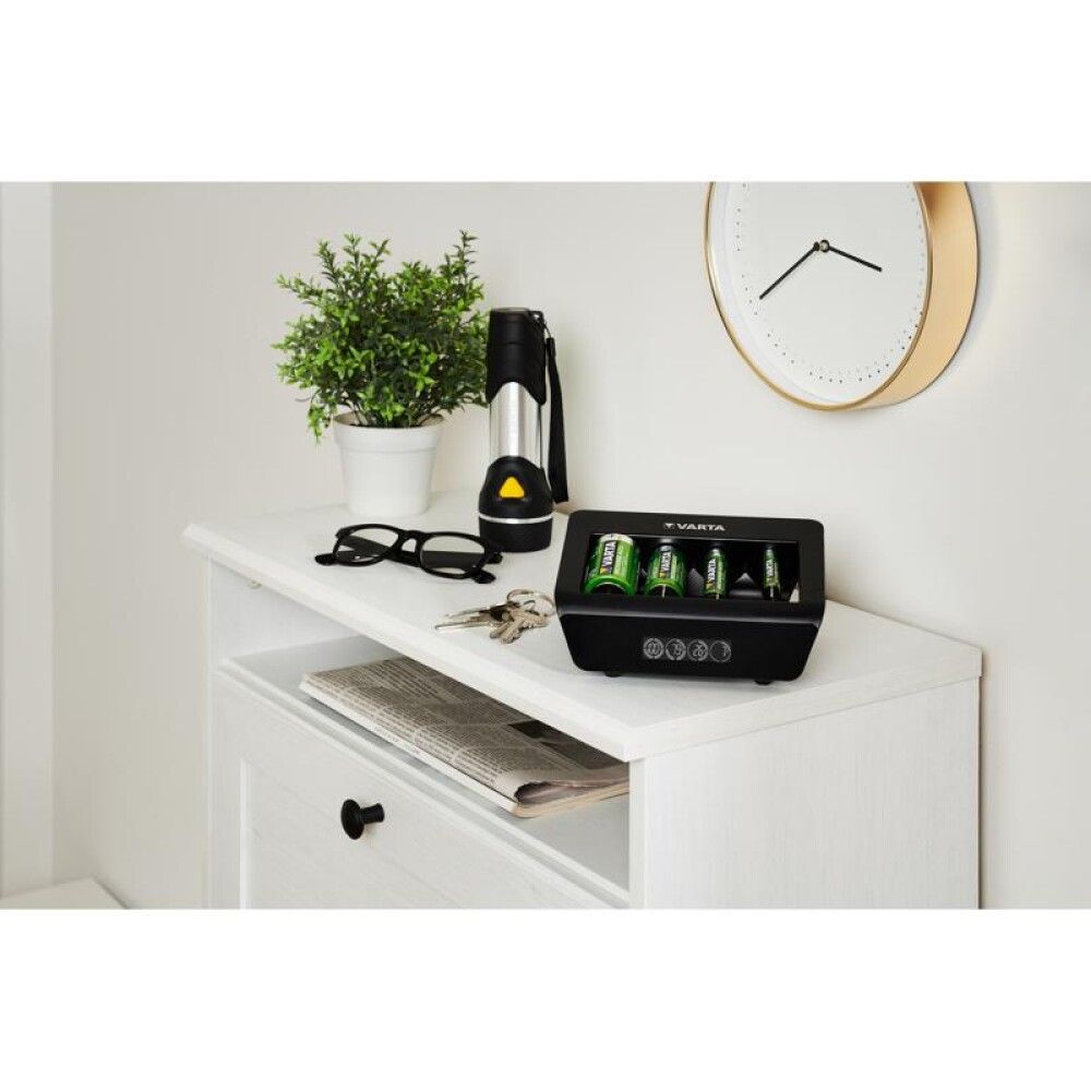 BATTERILADER VARTA LCD UNIVERSAL