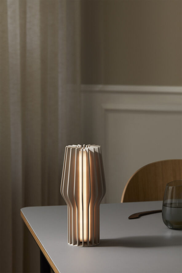 Eva Solo Radiant LED Portable Table Lamp Pearl beige