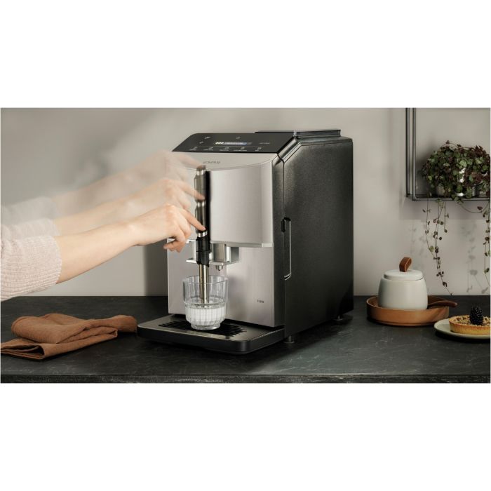 Siemens Kaffeevollautomat EQ300 TF303E07