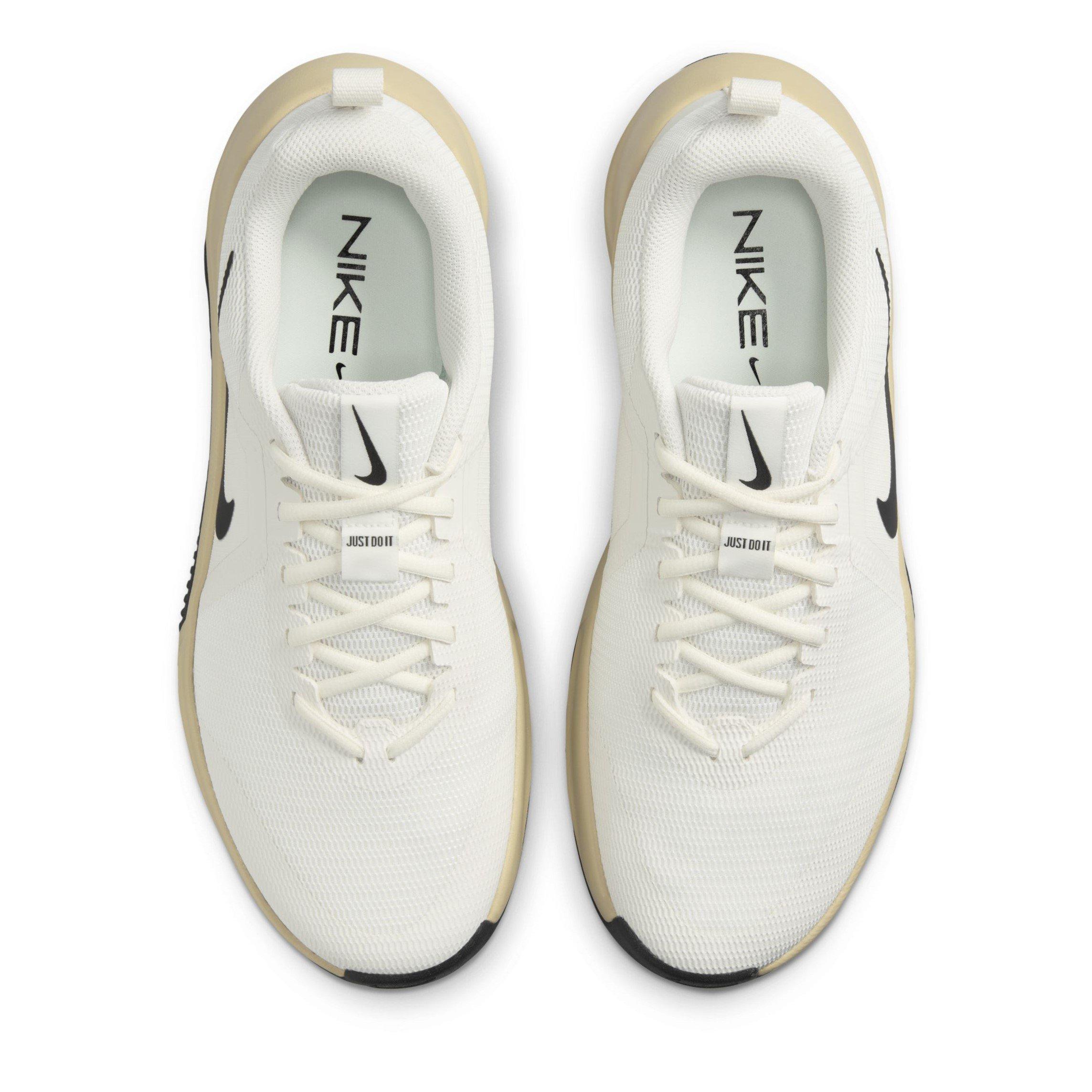 Nike MC Trainer 3