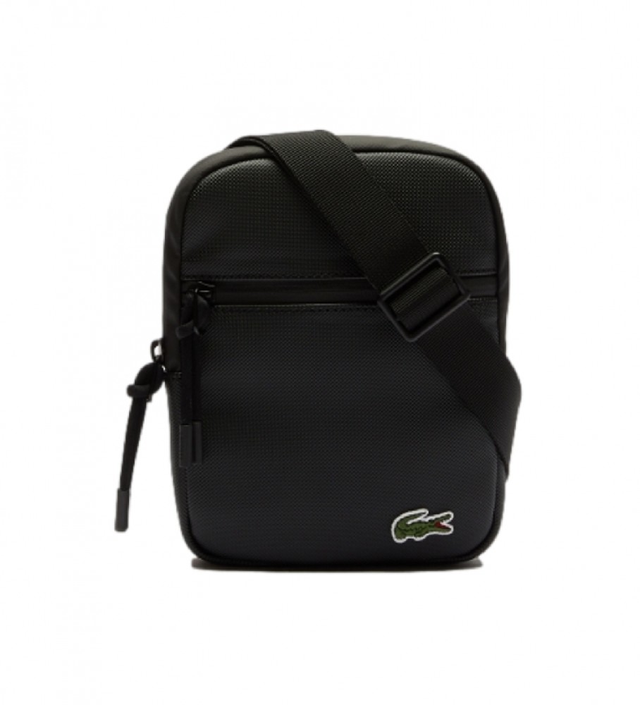 Bolsa transversal Lacoste Flat, preta - 15,2 x 20,3 x 2,5 cm -