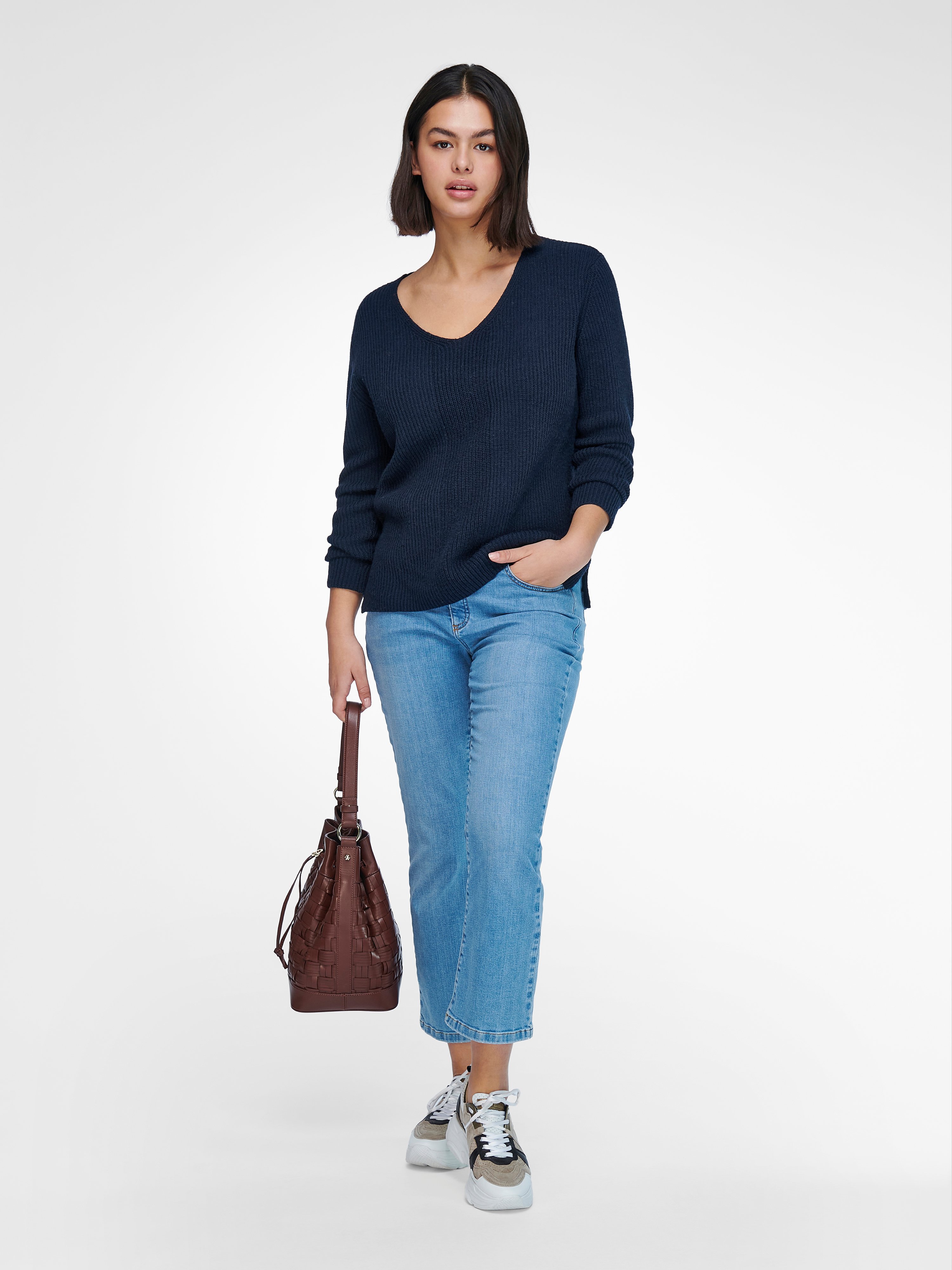 V-Pullover