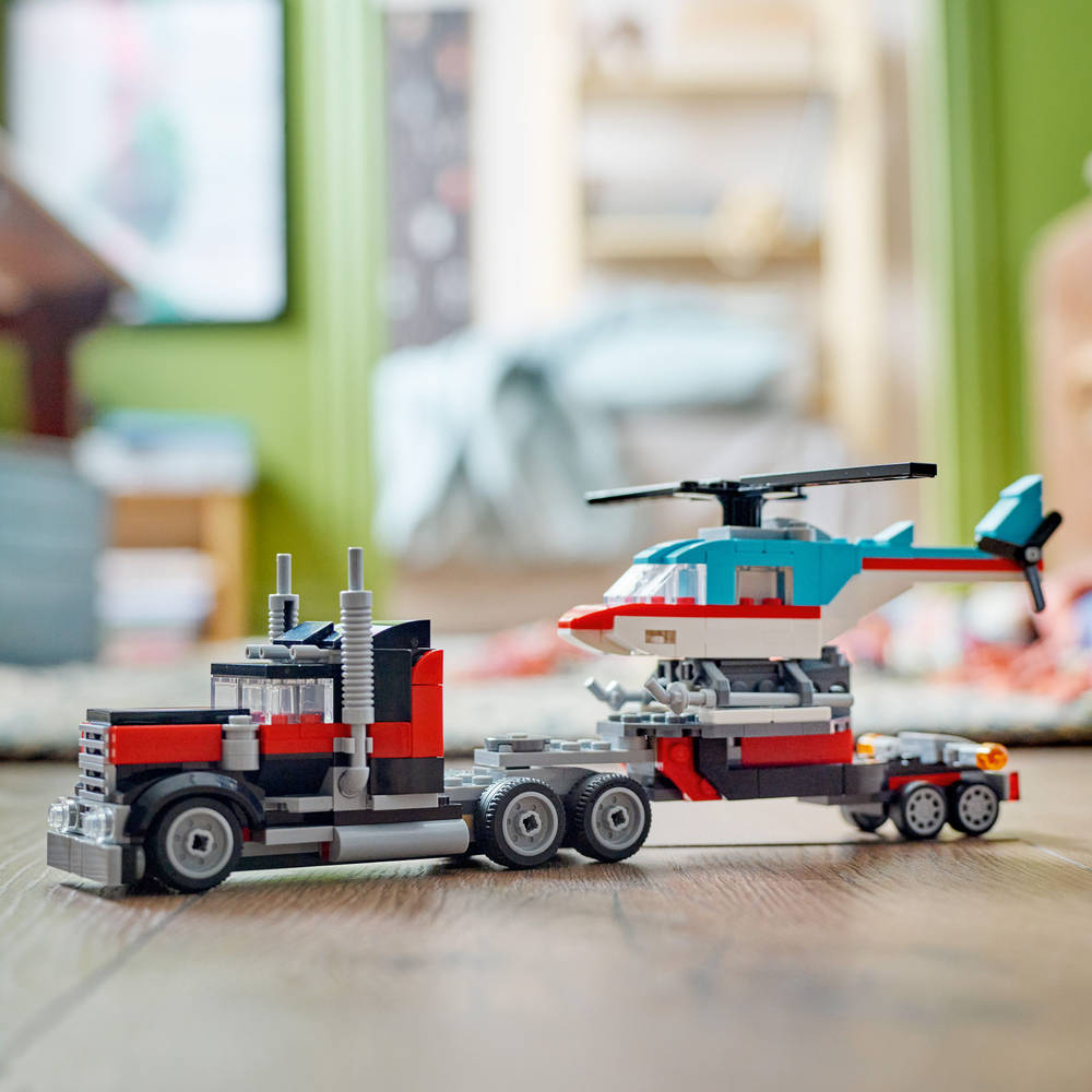 LEGO Creator 3-in-1 truck met helikopter 31146