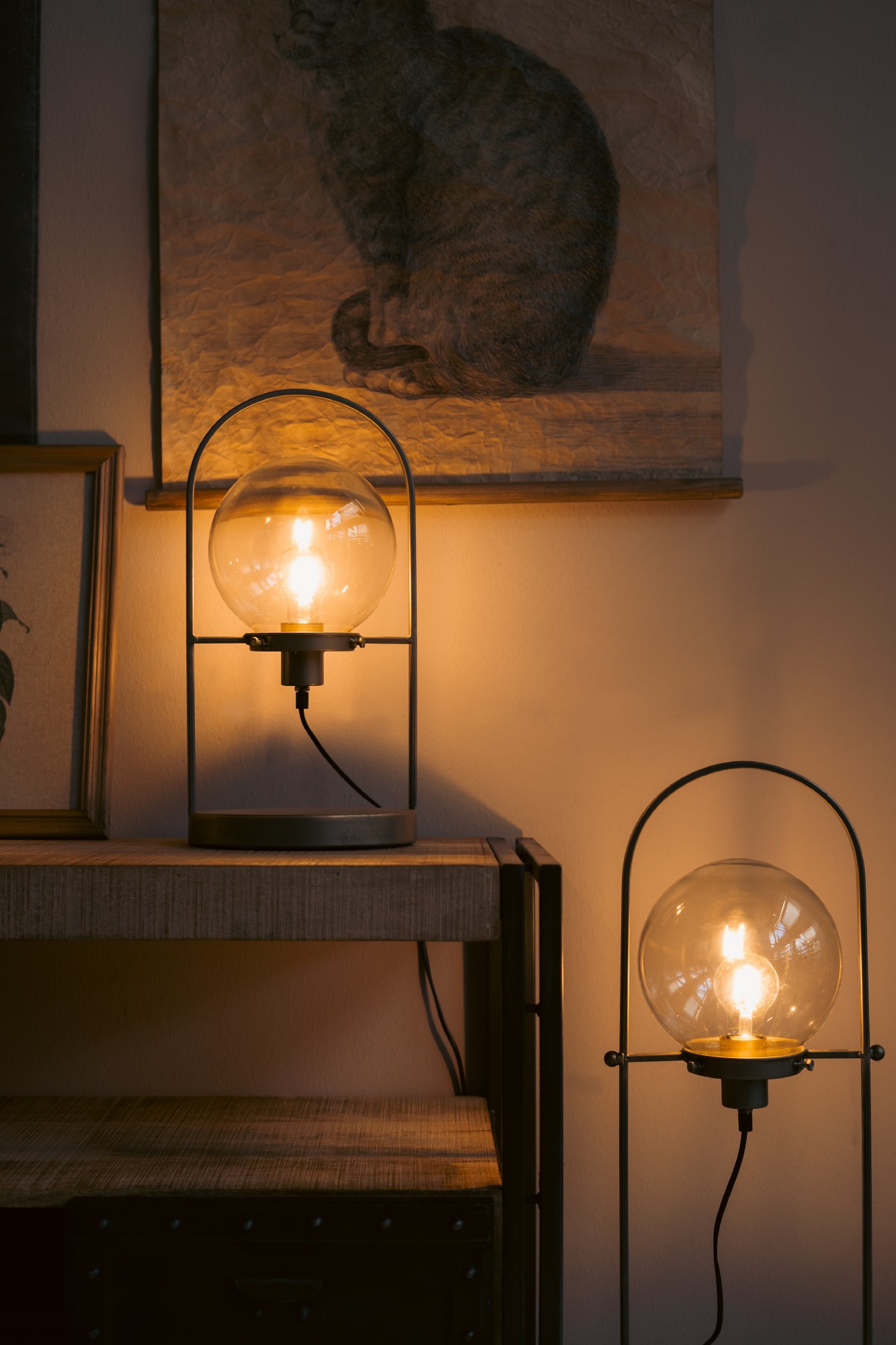 Tischleuchte 'Bulb', aus Metall und Glas, Ø 23 cm, H 69 cm von fischer's lagerhaus