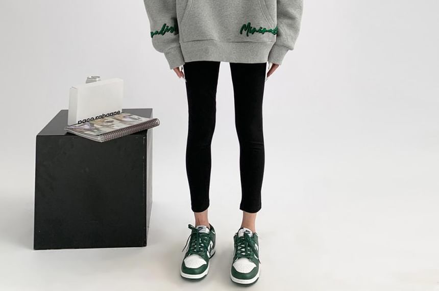 Essere - Oversized hoodie met geborduurde letters