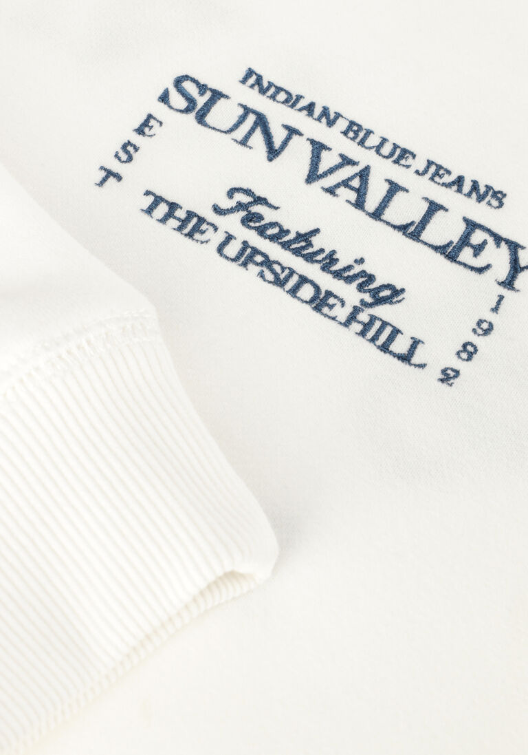 INDIAN BLUE JEANS witte indian blue jeans sweater sweater sun valley