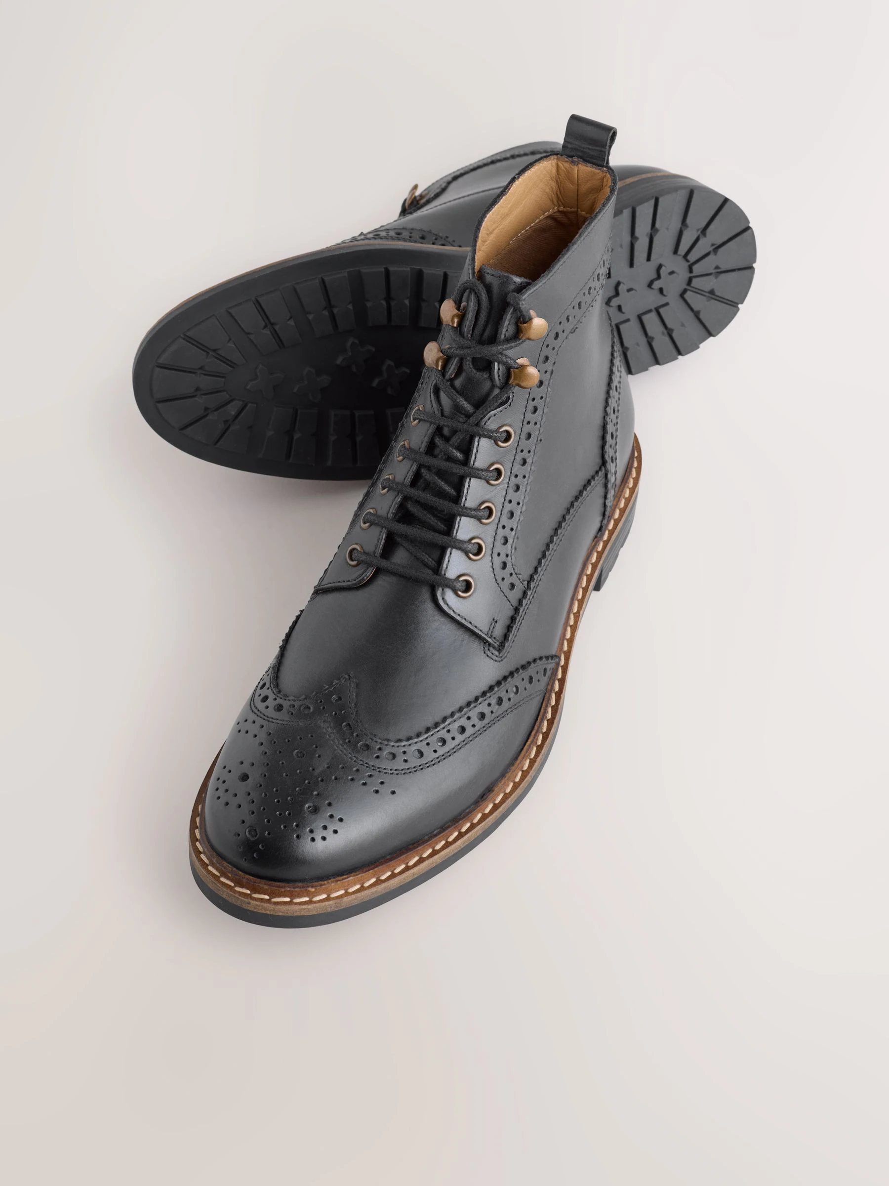 Zwart - Leren brogue laarzen