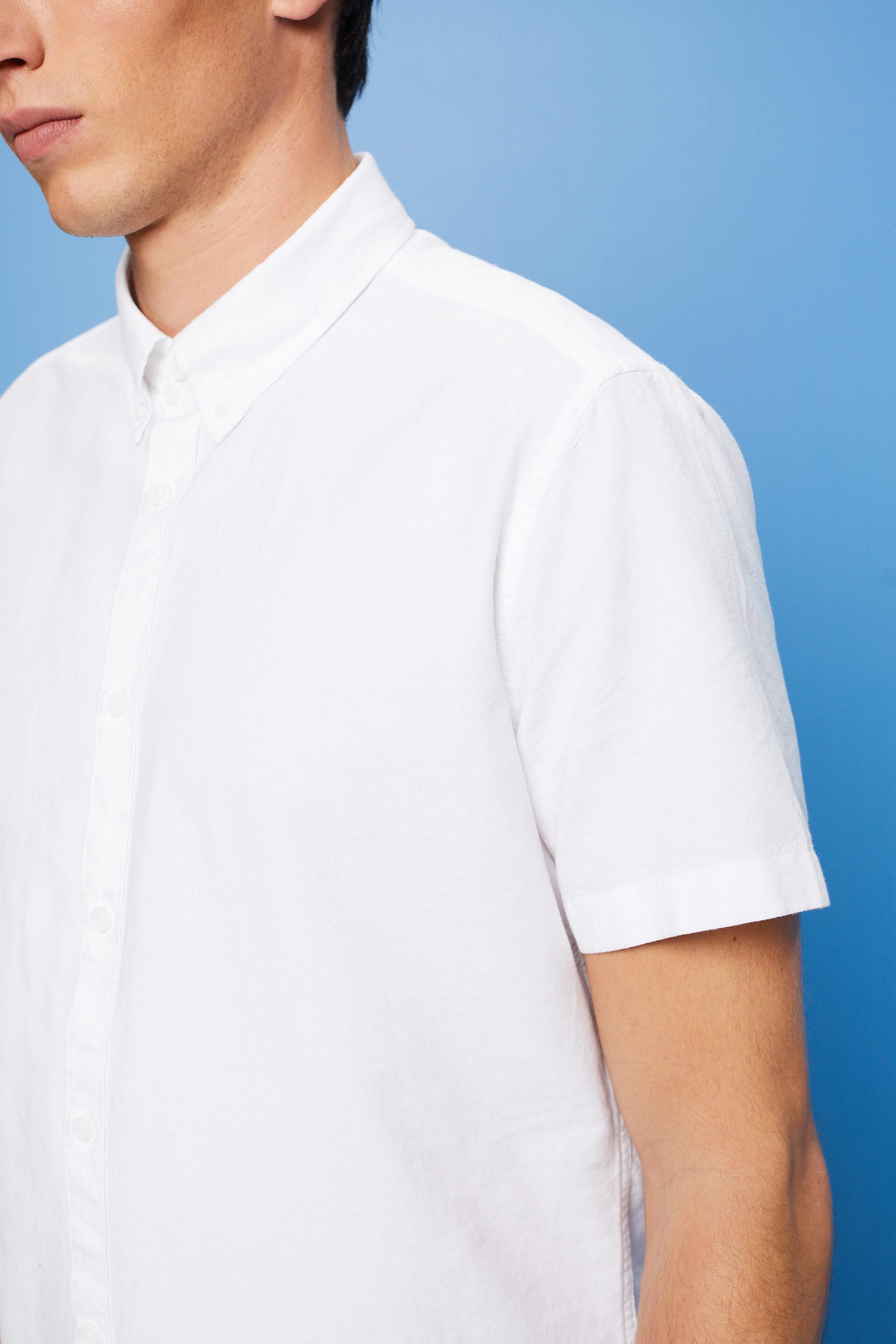 Chemise à col boutonné