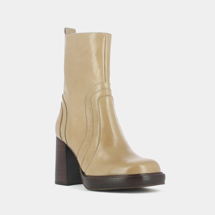 Bottines à talons  en cuir brillant beige