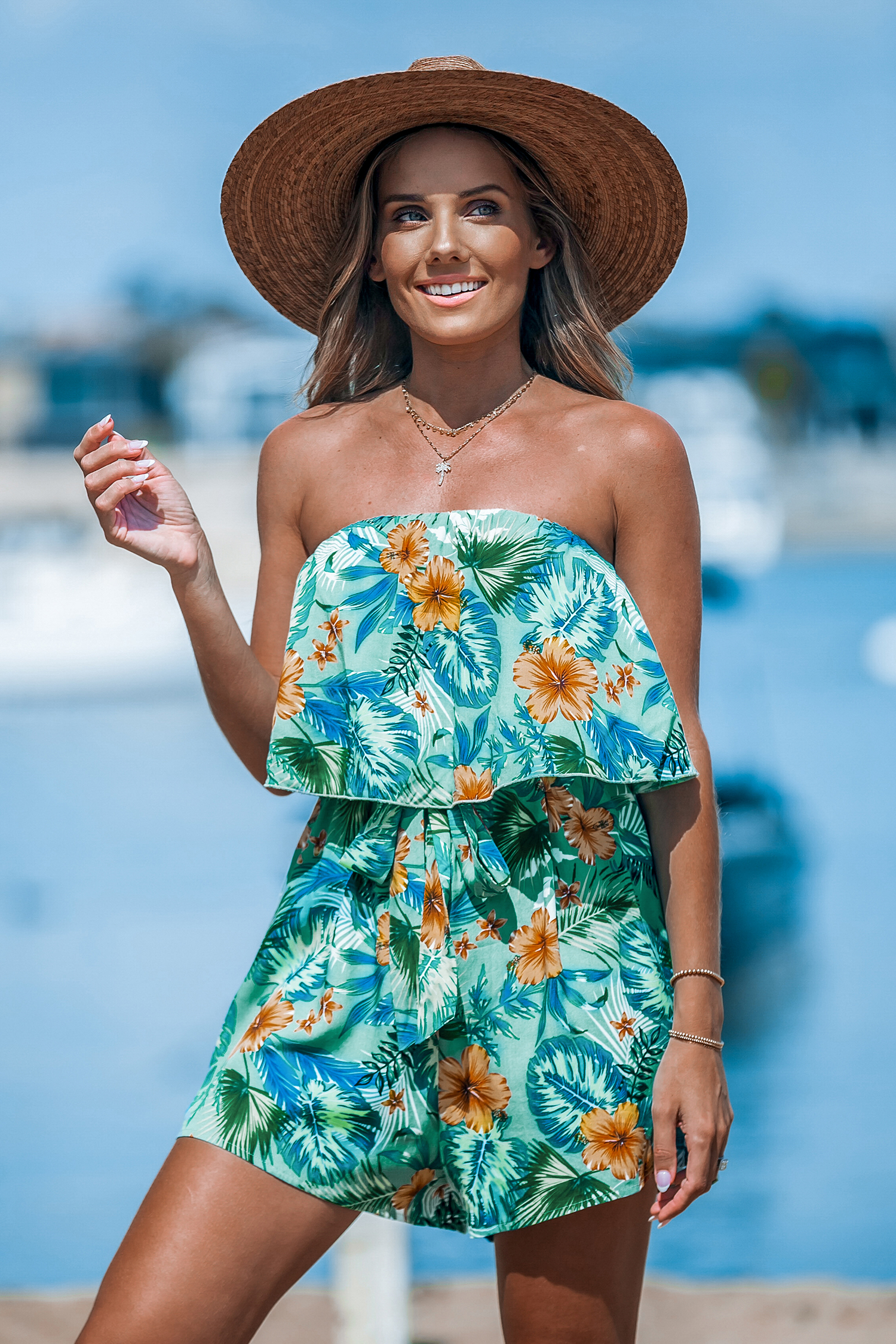 Combishort tube avec corsage à volants et jambes larges