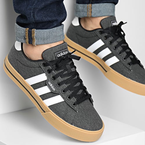 Baskets Daily 3.0 HP6032 Core Black Footwear White Gum 3