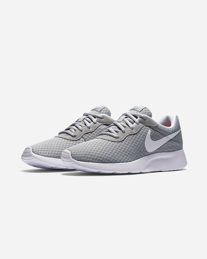 Chaussures Nike Tanjun Gris pour femme