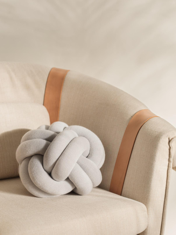 Design House Stockholm Knot kussen 30x30 grijs
