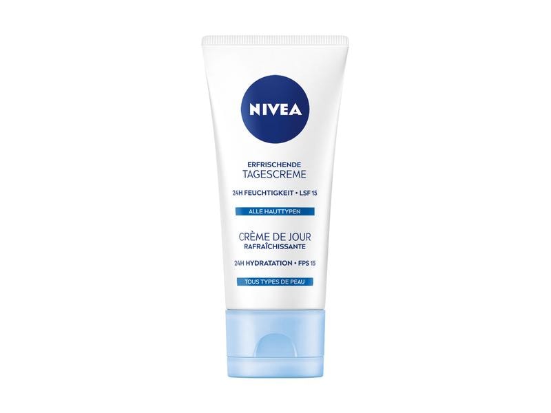 NIVEA Gesichtscrème Erfrischende Tagescreme LSF 15 50 ml Feuchtigkeitsspendende und erfrischende Tagescreme