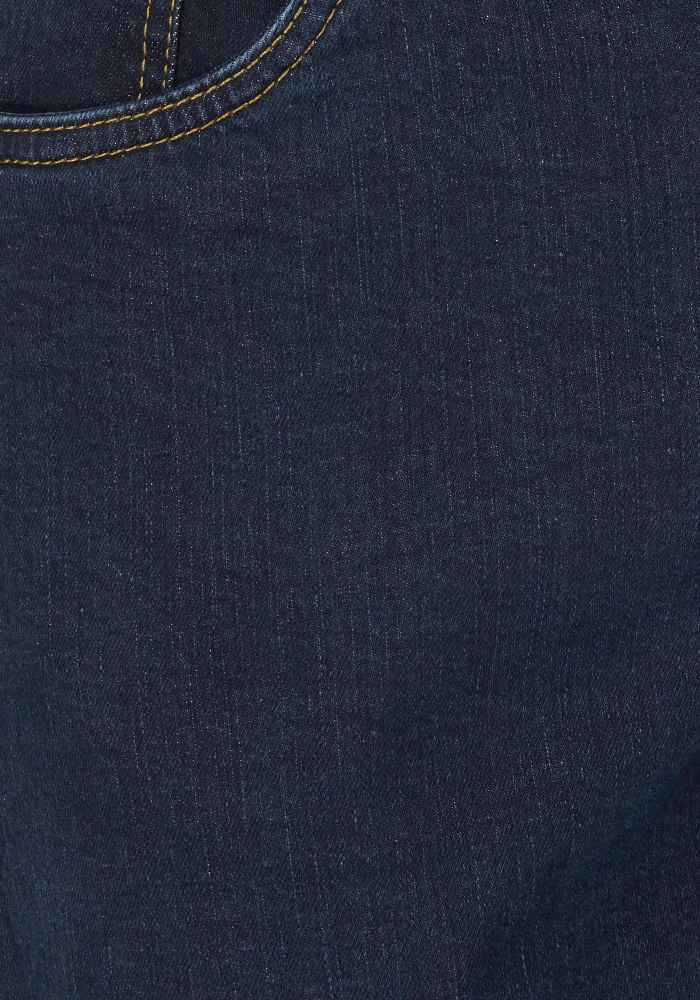 Arizona Stretch-Jeans »John« Packung, 2 Stk. tlg. gerade Beinform,  niedrige Leibhöhe,  mit Five-Pocket-Konfiguration