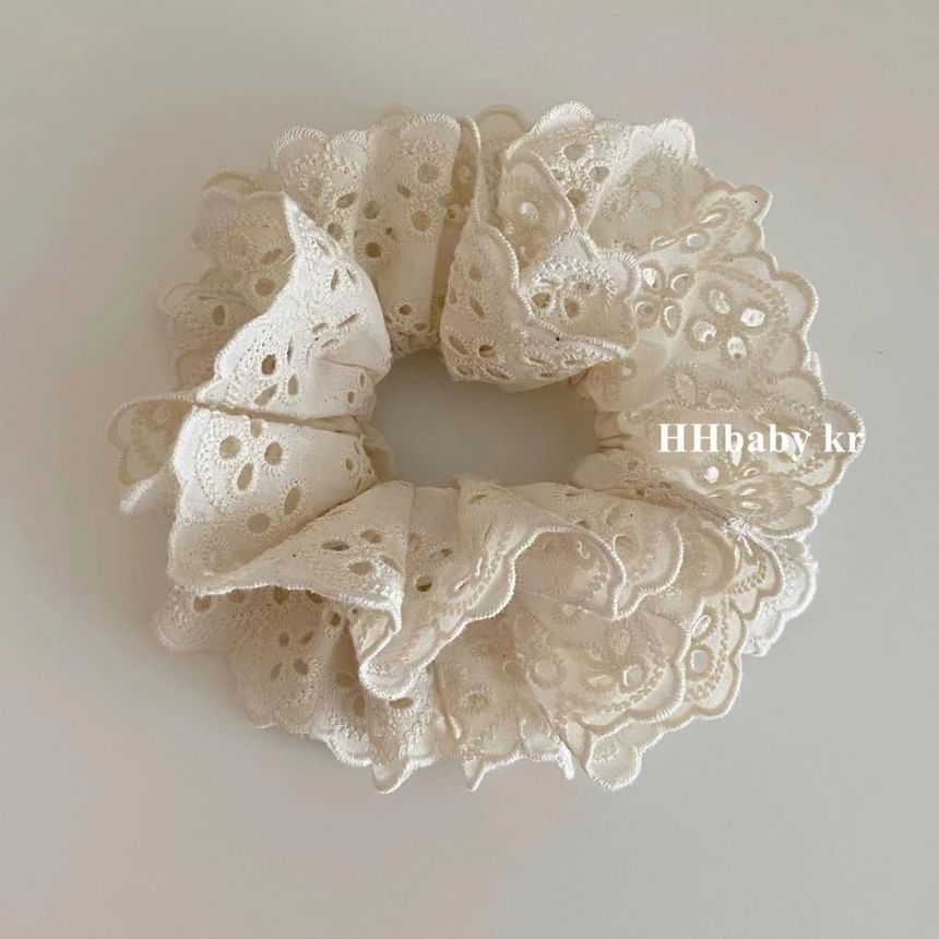 Chimerro - Effen Scrunchie met oogjes en kant / Haarspeld met strik