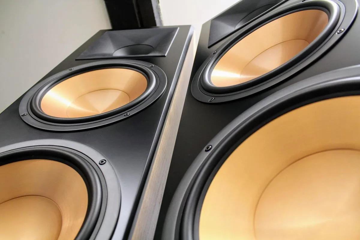 Klipsch RF-7 MKIII Noyer foncé (la paire) Enceintes colonne