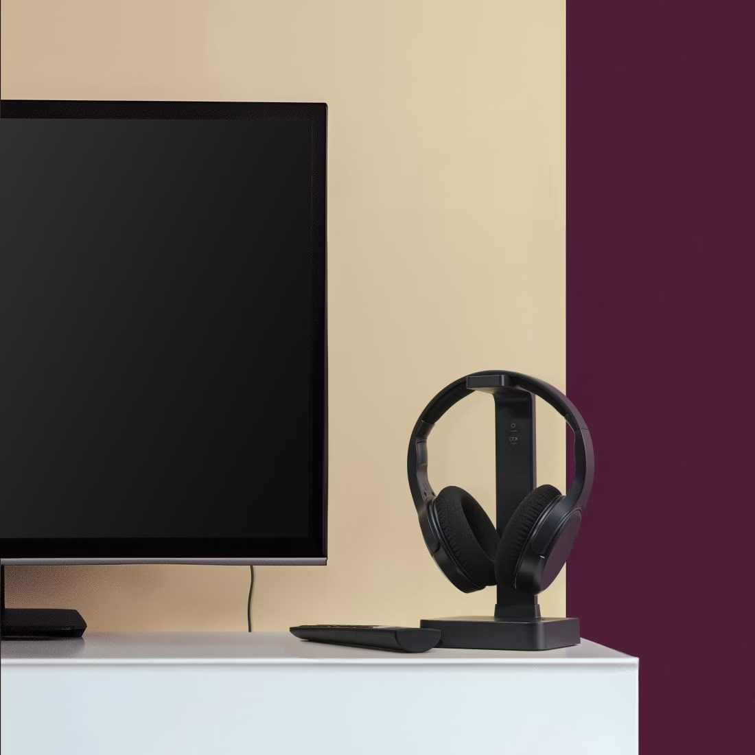 Wireless Over-Ear TV Fernseh-Kopfhörer mit 2.4 GHz / Bluetooth und Noise Cancelling inkl. Ladestation (00221848) - Schwarz