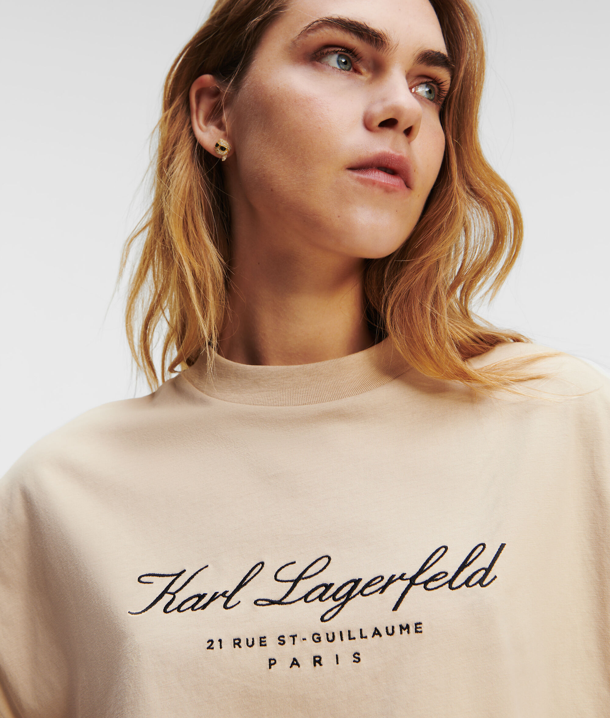 T-SHIRT À COL HAUT HOTEL KARL