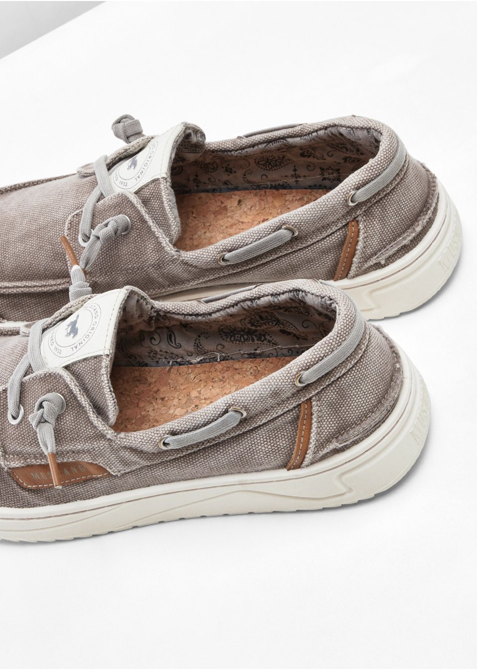 Slippers Mustang