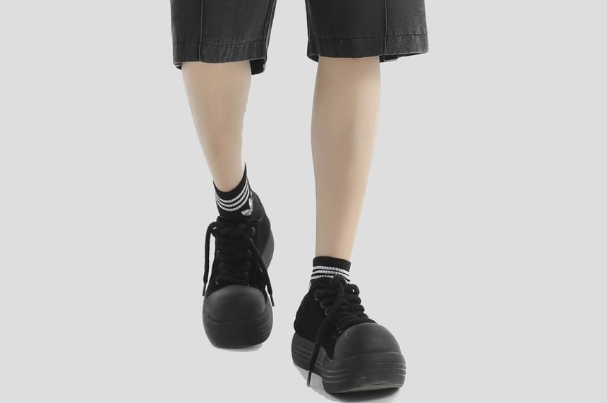 INStudio - High Waist Washed Wide Leg Denim Shorts