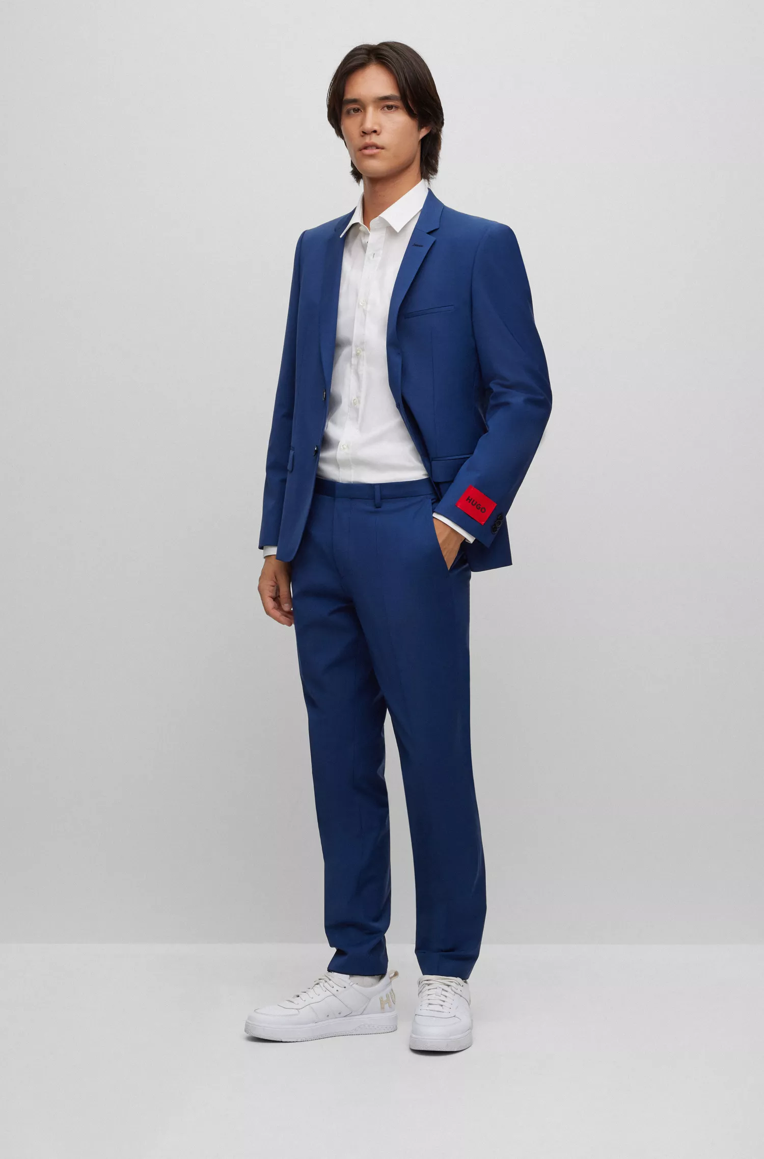 Camisa HUGO vermelha, extra slim fit, em popeline de algodão elástico.