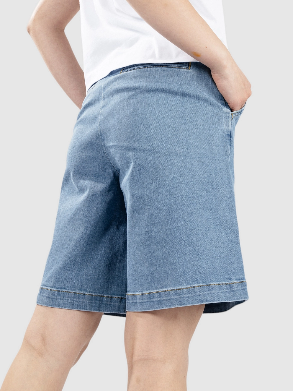 Nümph Nuamber Shorts light blue denim