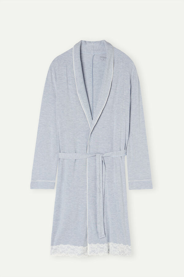 Robe de modal com detalhes em renda