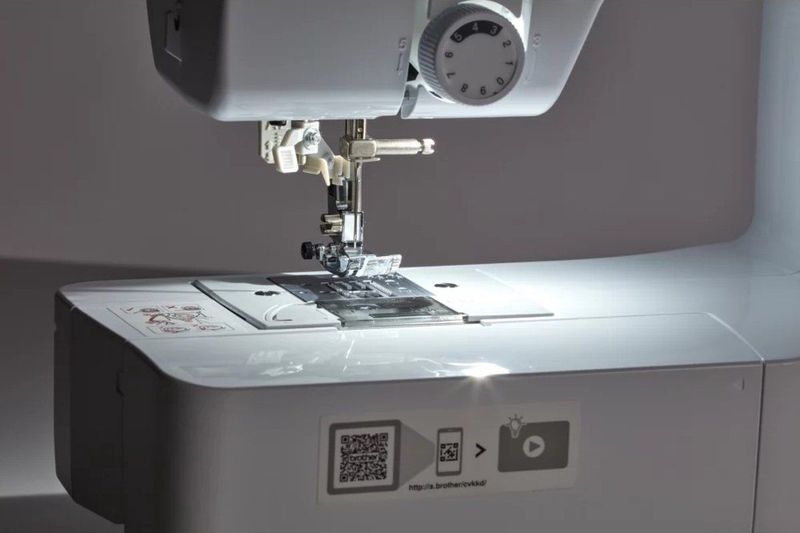 Brother CS120WTs met gratis naaitafel